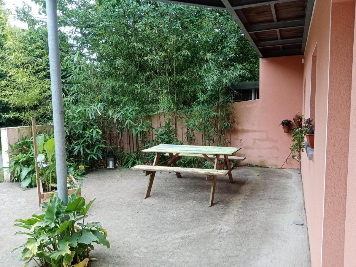 Bed and Breakfast Hentig Ar Feunteun Plouaret Экстерьер фото
